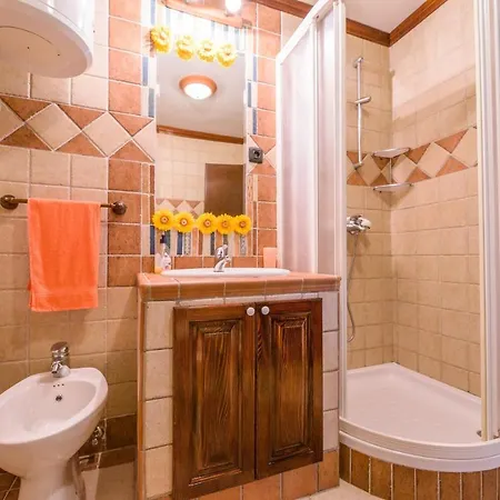 Dom wakacyjny Lily-just Steps From The Sea Nijvice